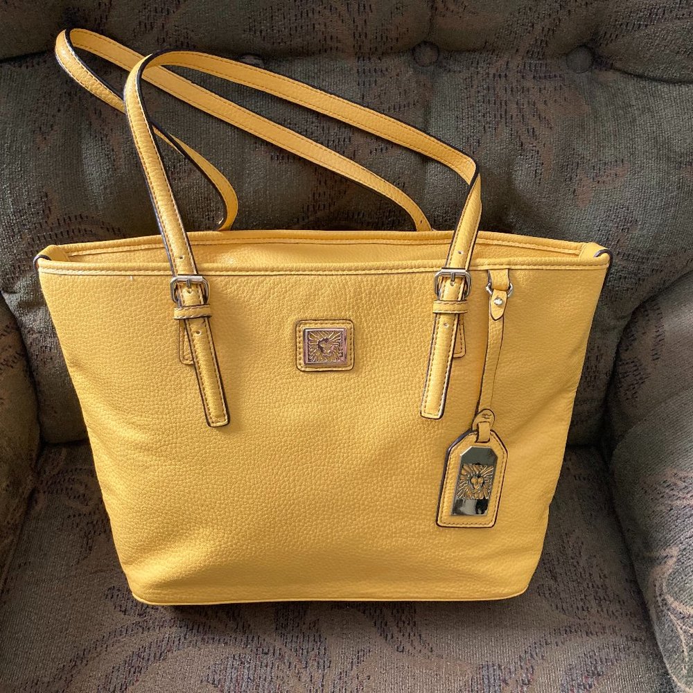Women's purse.  Sunny Summer Yellow, Anne Klein
